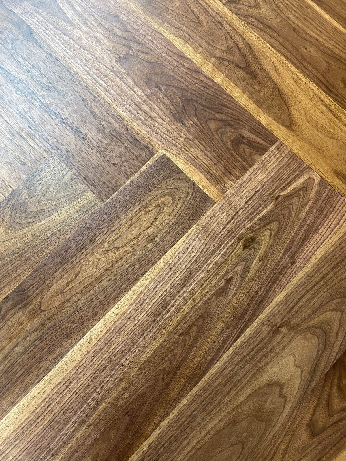 Stunning Herringbone Dining table with Solid Walnut Traditional Trestle Base
