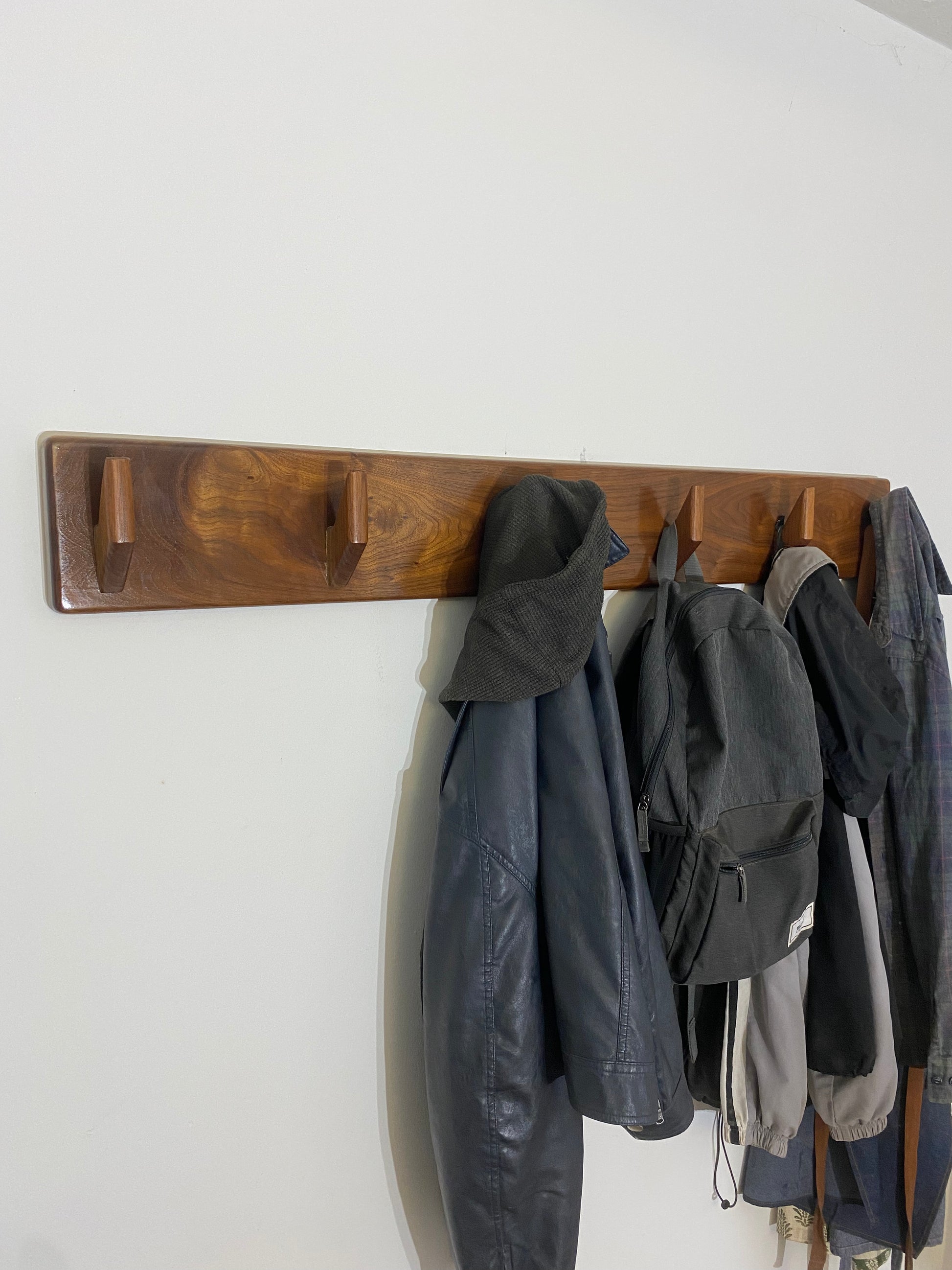 Modern Wall Mounted Coat Rack, Towel Rack, Robe Hooks – Columbusfurnitureco.